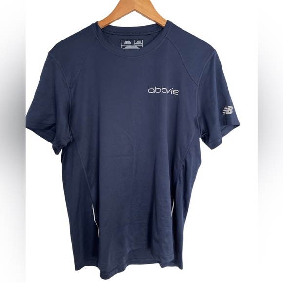 New Balance Navy blue T-Shirt with slogan on back - Picture 1 of 5
